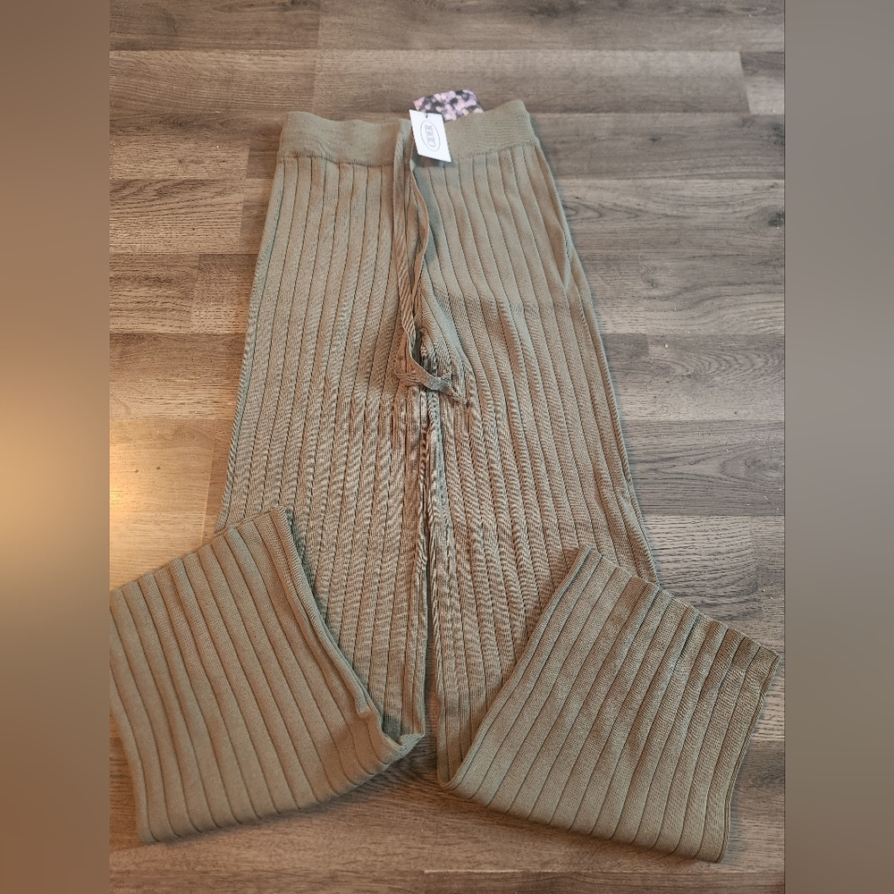 Cider green dress pants